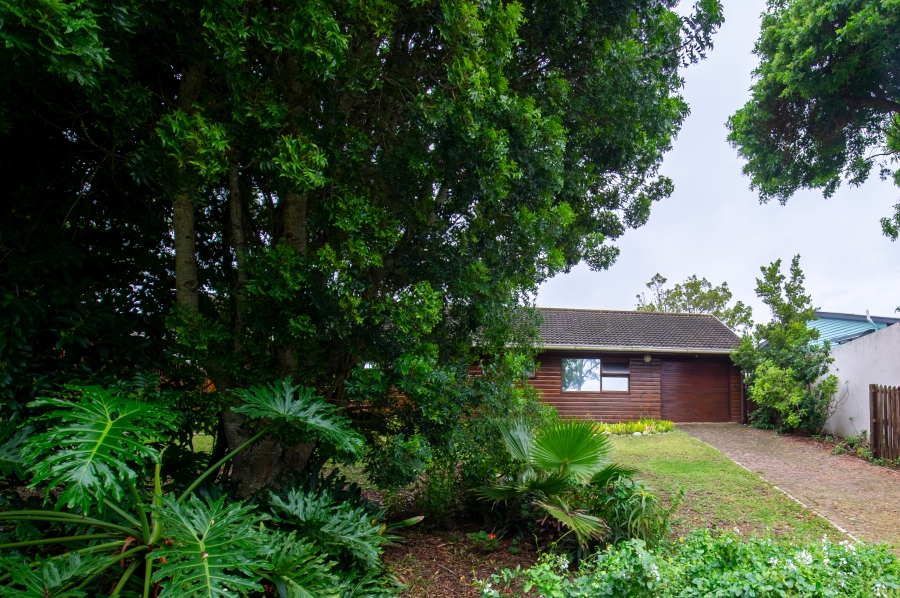 3 Bedroom Property for Sale in Sedgefield Central Western Cape